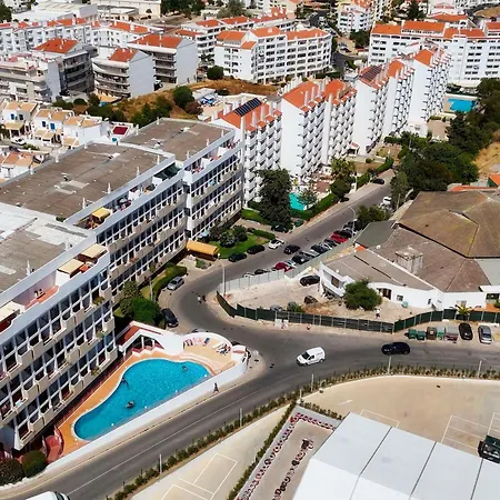 Apartamento Albufeira شقة *